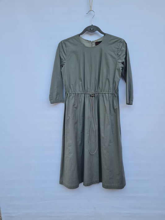Vestido Blush, verde olivo
